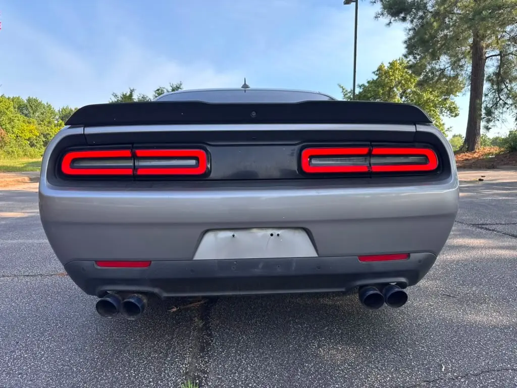 2016 Dodge Challenger Scat Pack photo 5