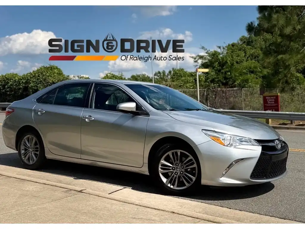2016 Toyota Camry 2.5 Auto Special Edition's photo