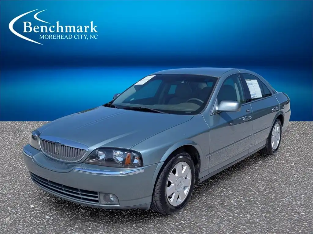 2004 Lincoln LS V6 AT Luxury's photo