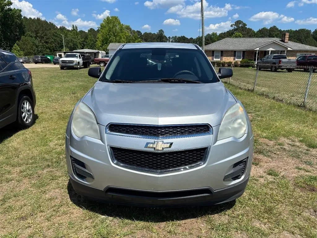 2015 Chevrolet Equinox LS photo 1