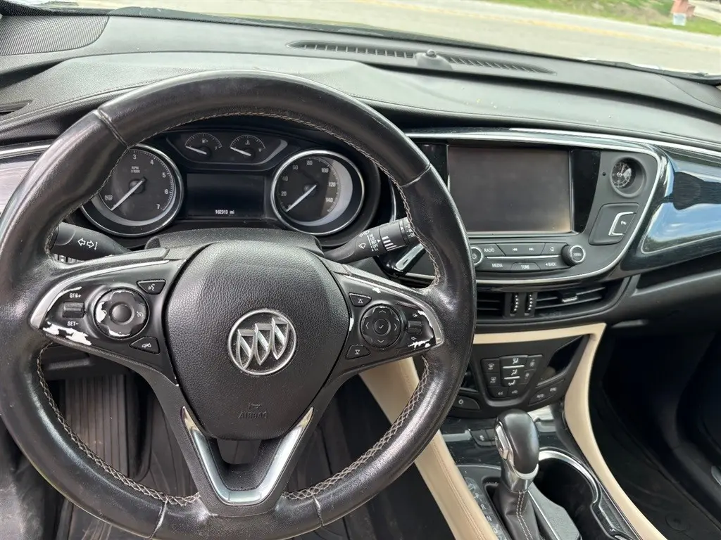 2017 Buick Envision Preferred FWD photo 4