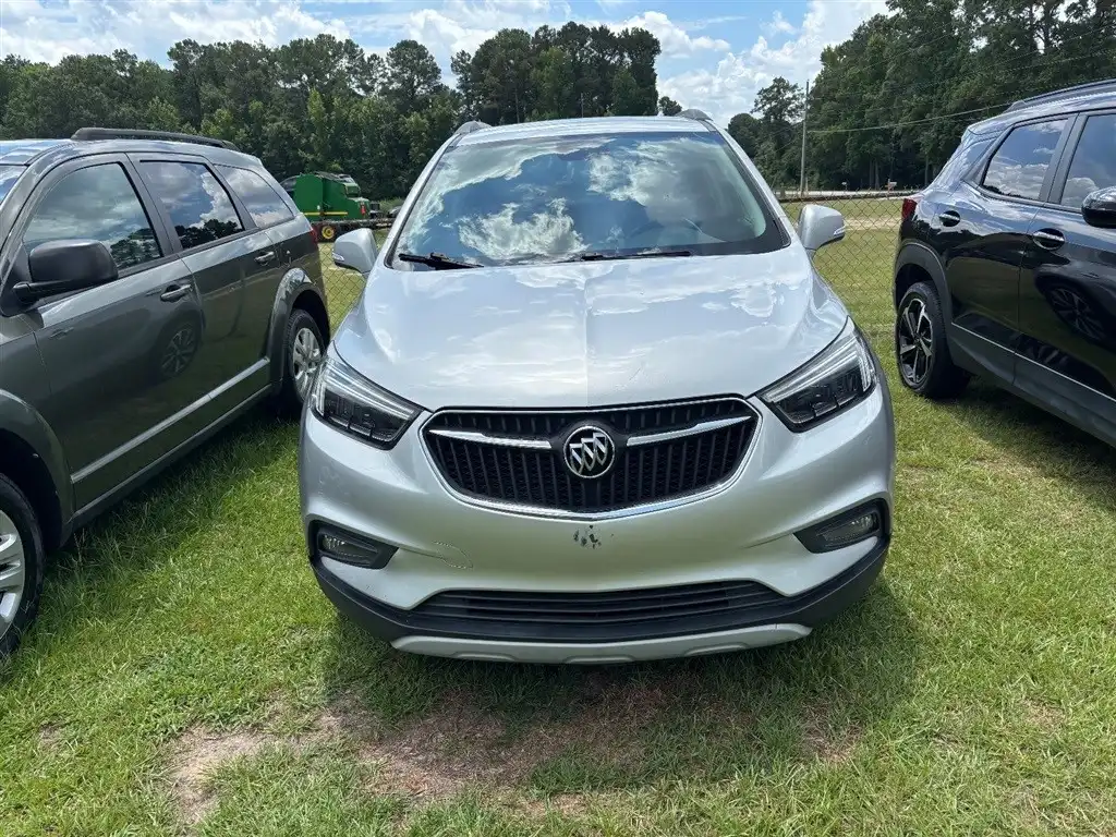 2020 Buick Encore Essence AWD's photo