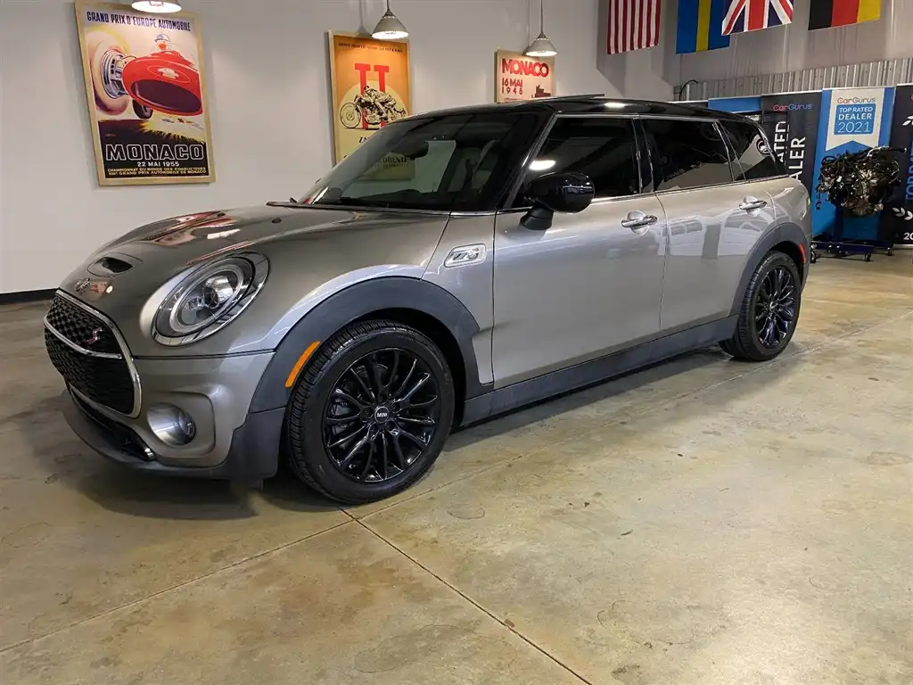 2020 MINI Clubman Cooper S's photo