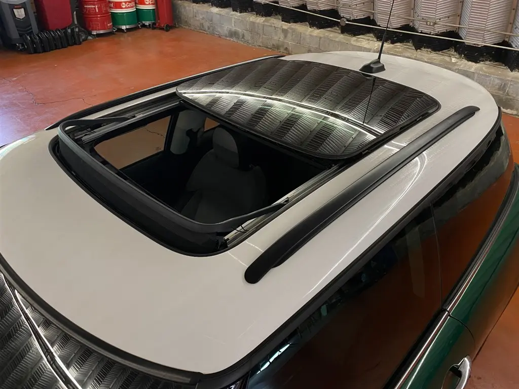 2020 MINI Hardtop Cooper S photo 4