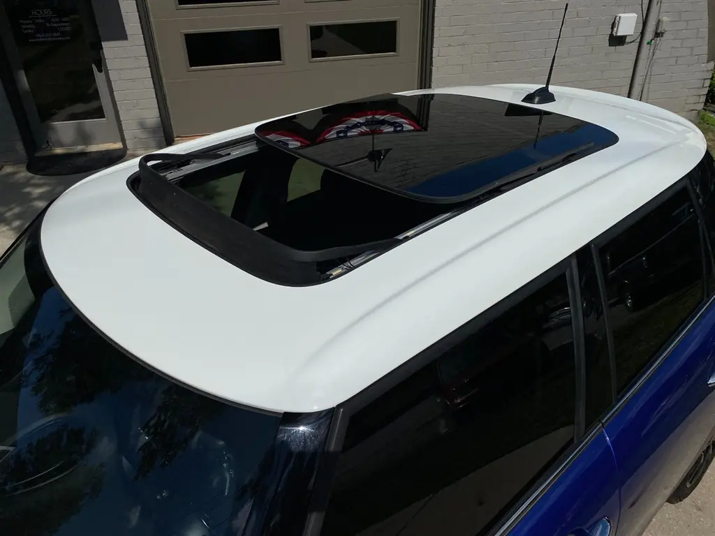 2020 MINI Hardtop Cooper S photo 3