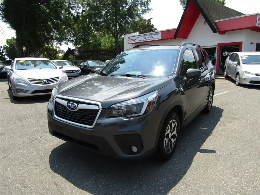 2021 Subaru Forester Premium's photo