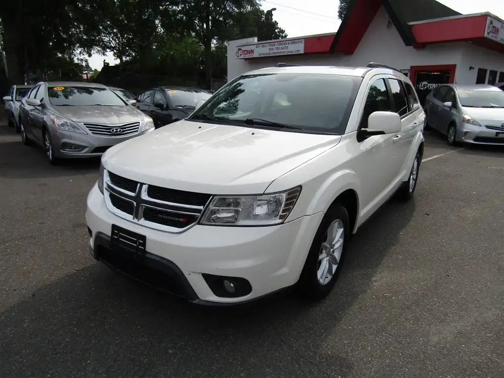 2014 Dodge Journey SXT FWD's photo