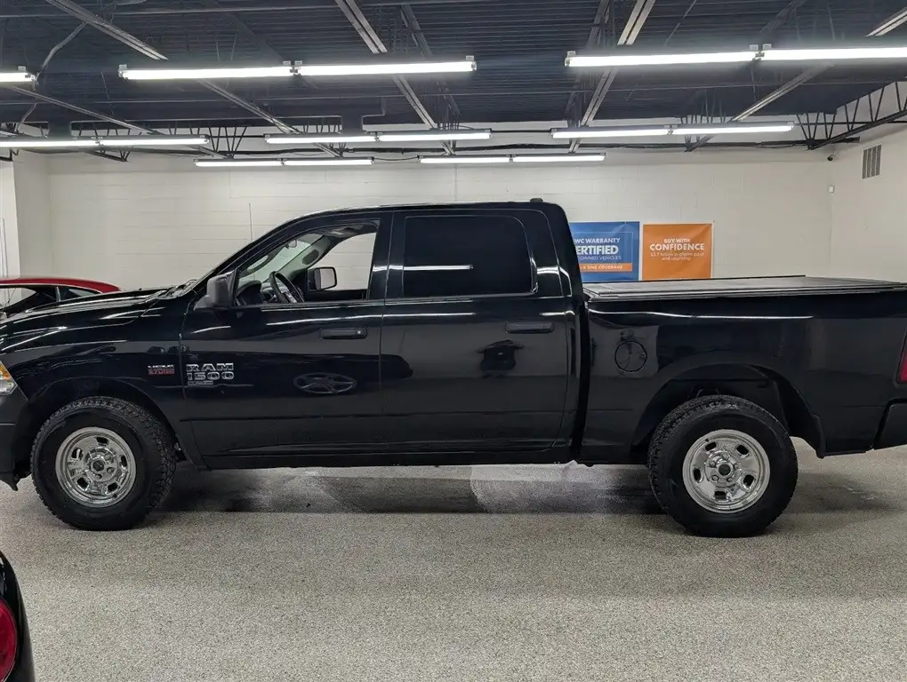 2019 RAM 1500 Classic Tradesman 4x4 Crew Cab 5'7's photo