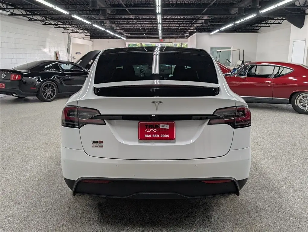 2023 Tesla Model X Long Range photo 3