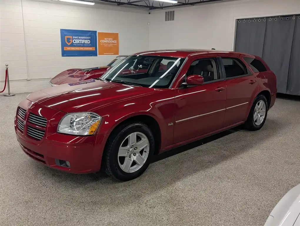 2005 Dodge Magnum SXT's photo