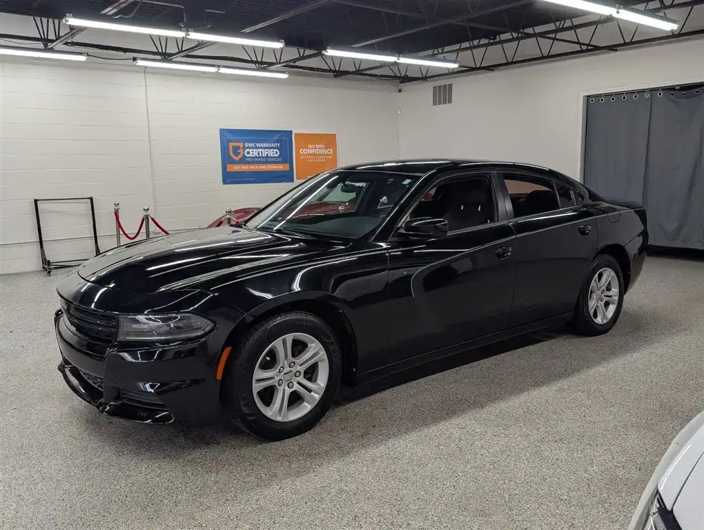 2018 Dodge Charger SXT's photo