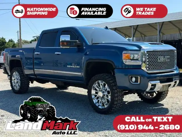 2017 GMC Sierra 4WD Crew Cab Standard Box Denali's photo