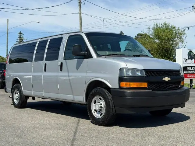 2019 Chevrolet Express LS 3500 Extended photo 3