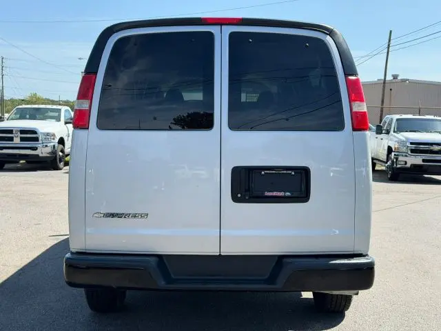 2019 Chevrolet Express LS 3500 Extended photo 4
