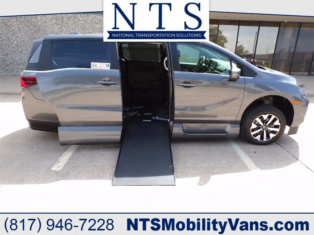 2026 Honda Odyssey EX-L's photo