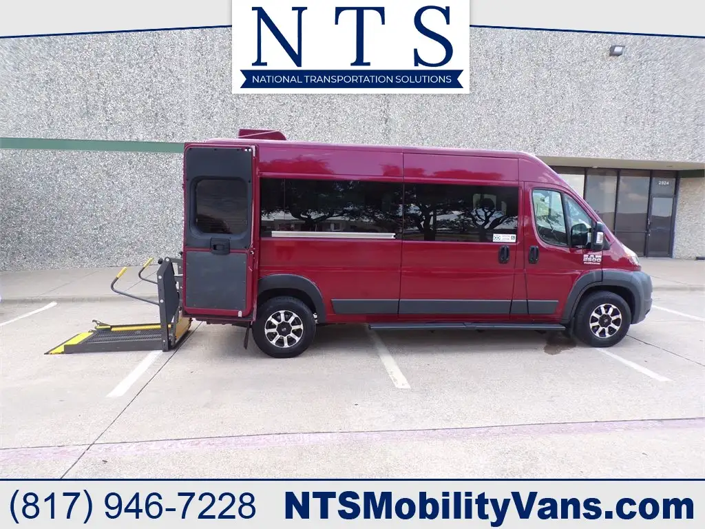 2016 RAM ProMaster Window Van 2500 159" WB High Roof's photo