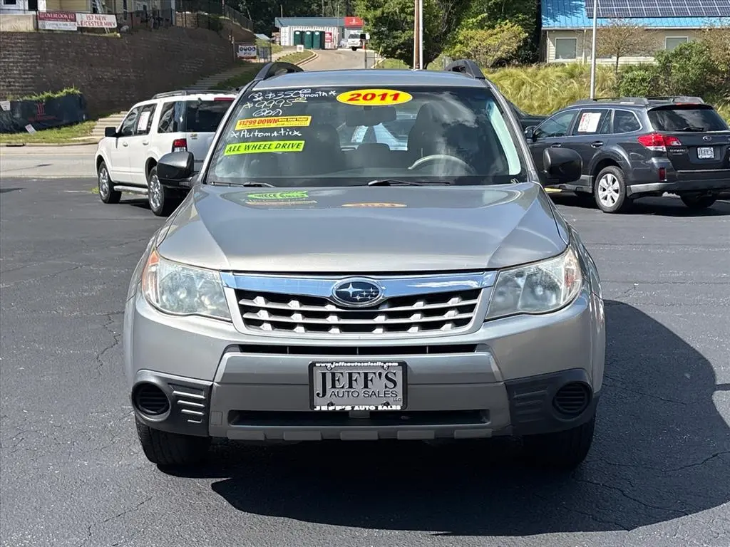2011 Subaru Forester 2.5X AT PZEV photo 4