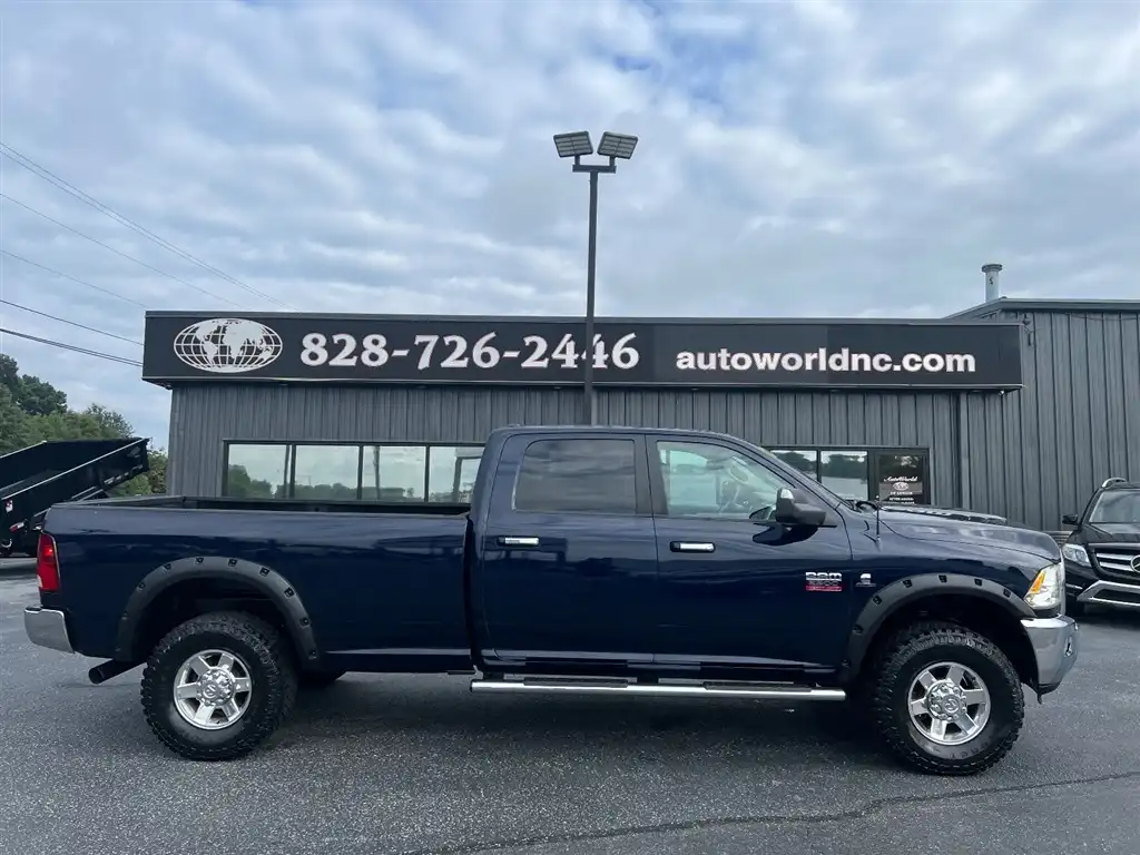2012 RAM 2500 SLT 4X4 Crew Cab LWB's photo