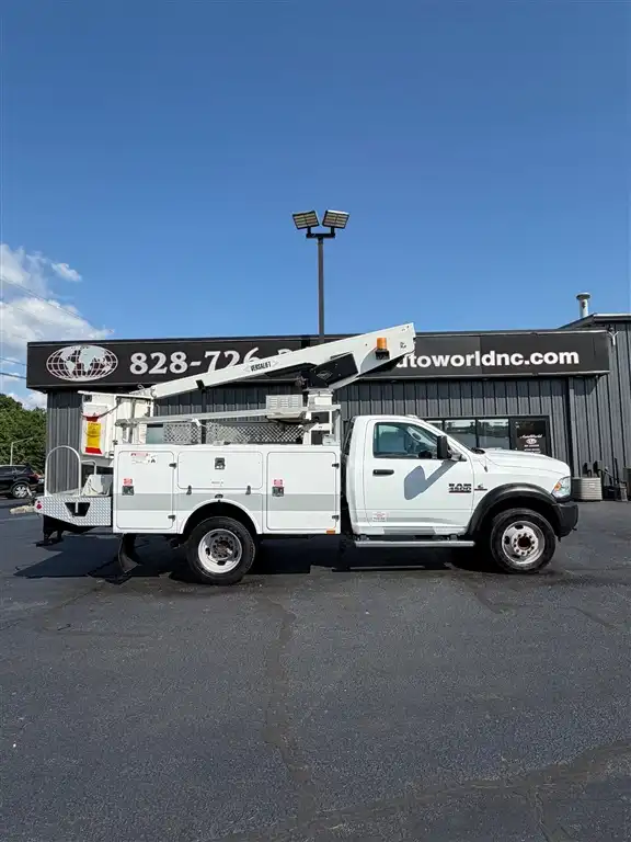 2013 RAM 4500 Tradesman Regular Cab SWB DRW 145" WB's photo
