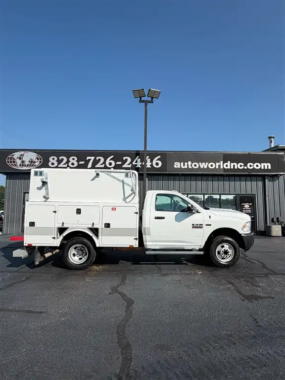 2016 RAM 3500 Tradesman Regular Cab SWB DRW's photo