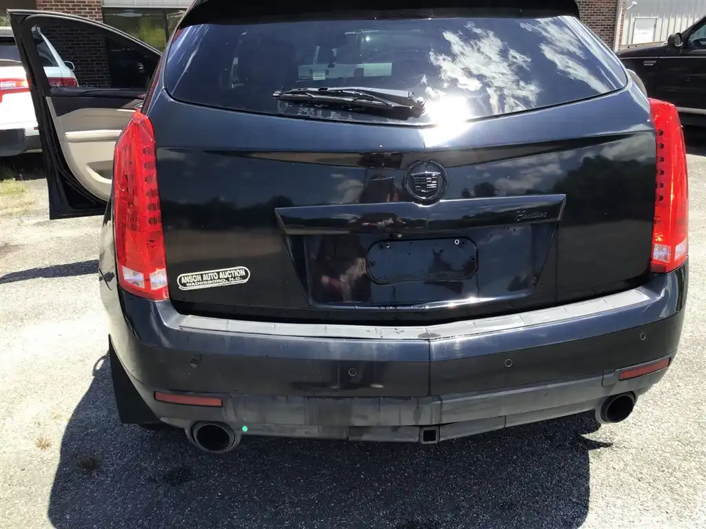 2011 Cadillac SRX FWD Luxury Collection's photo