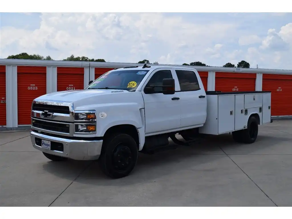 2019 Chevrolet Silverado HD Work Truck Crew Cab 175 WB's photo