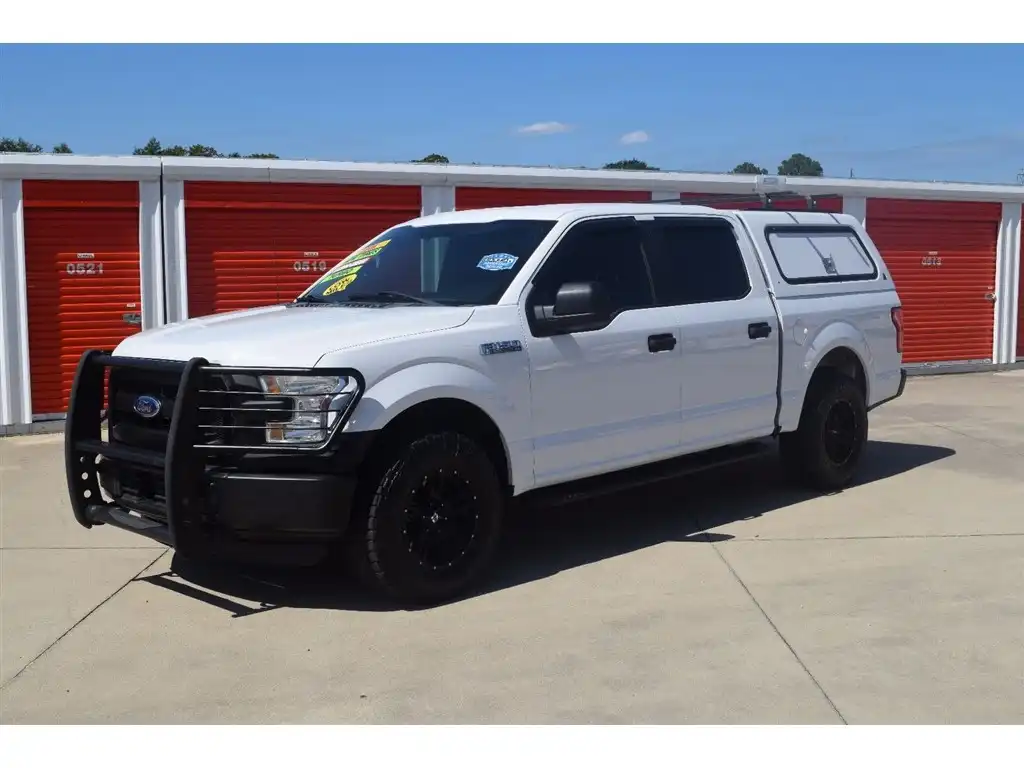 2016 Ford F-150 XL 4WD SuperCrew 5-1/2' Box's photo