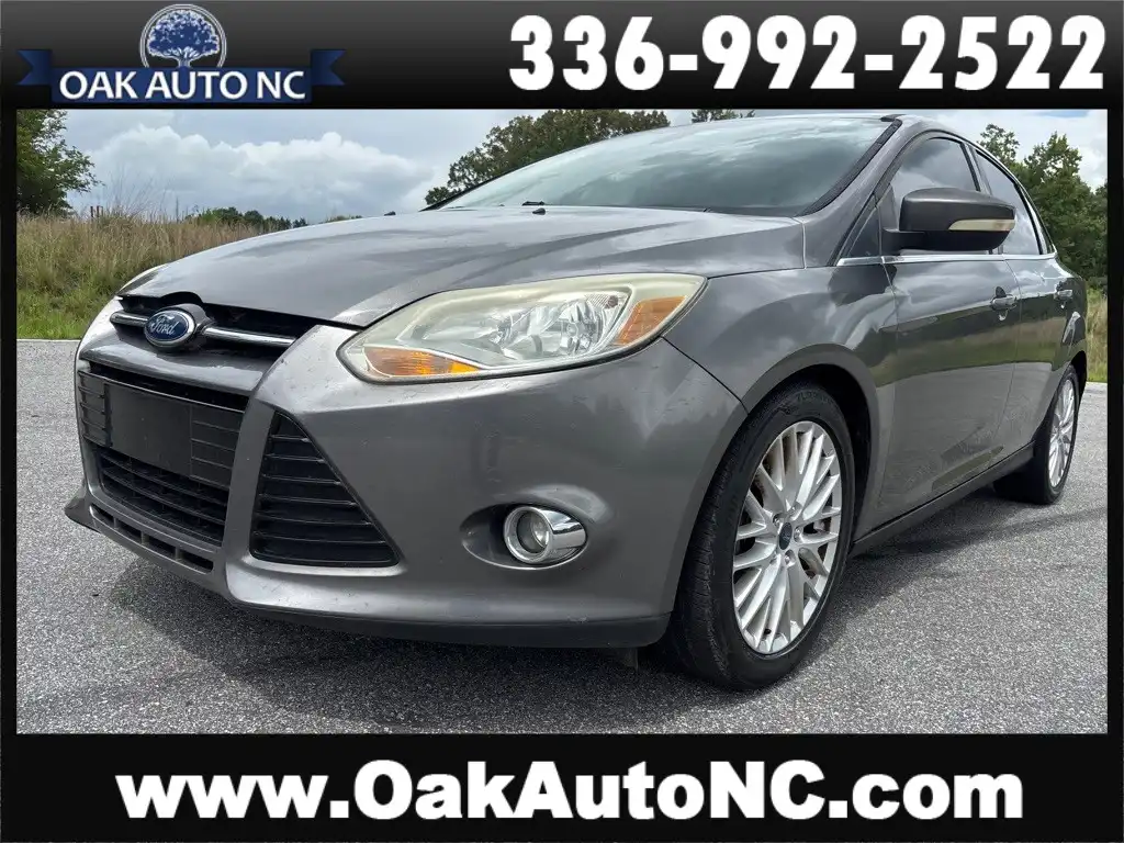 2012 Ford Focus Sedan SEL's photo
