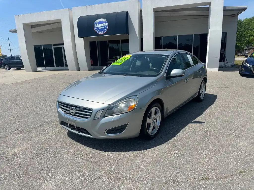 2013 Volvo S60 T5 FWD Auto's photo