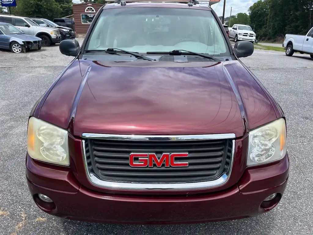 2005 GMC Envoy 4WD SLE's photo