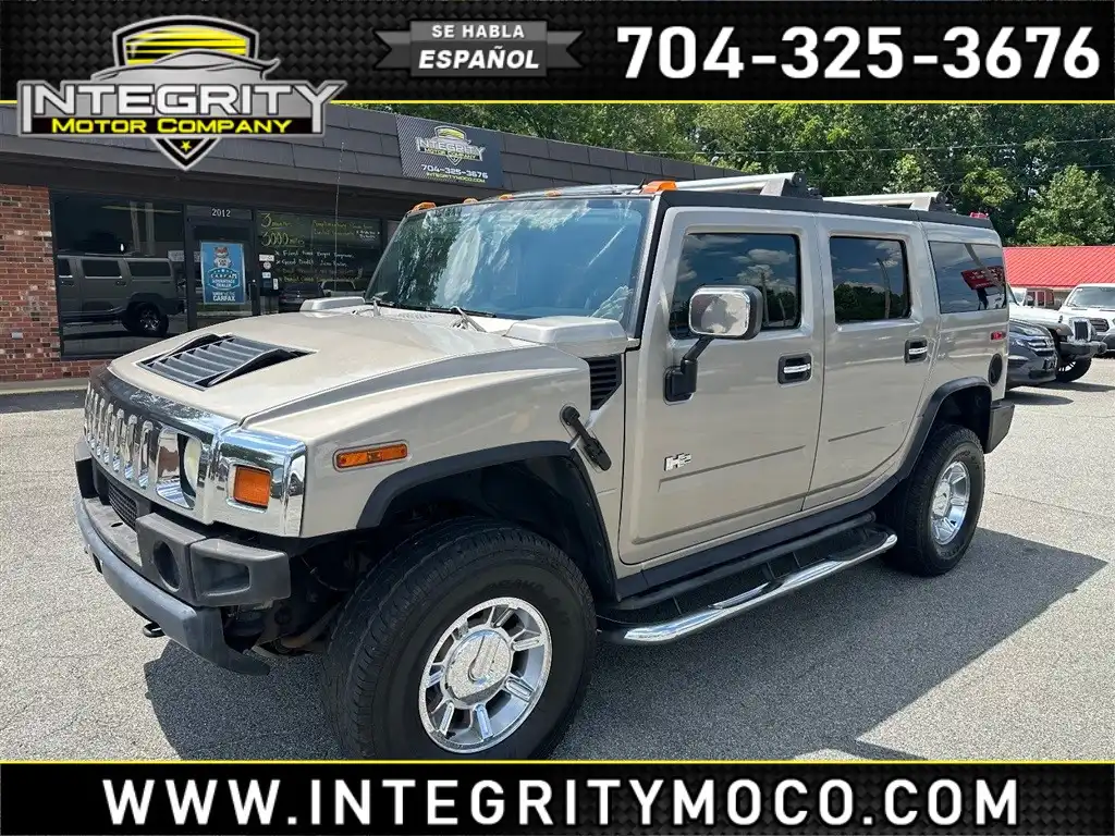 2005 Hummer H2 SUV's photo