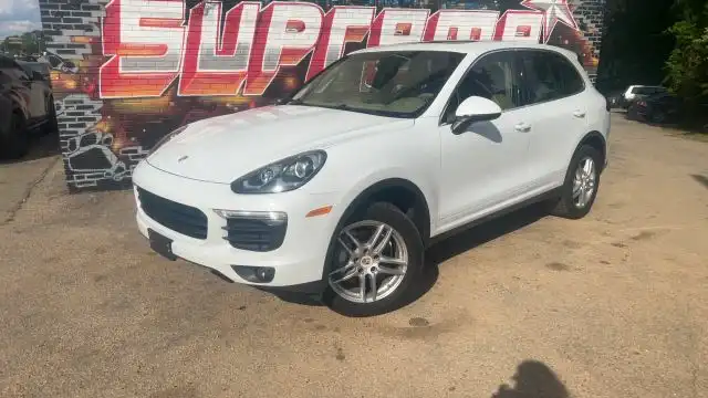 2016 Porsche Cayenne Tiptronic's photo