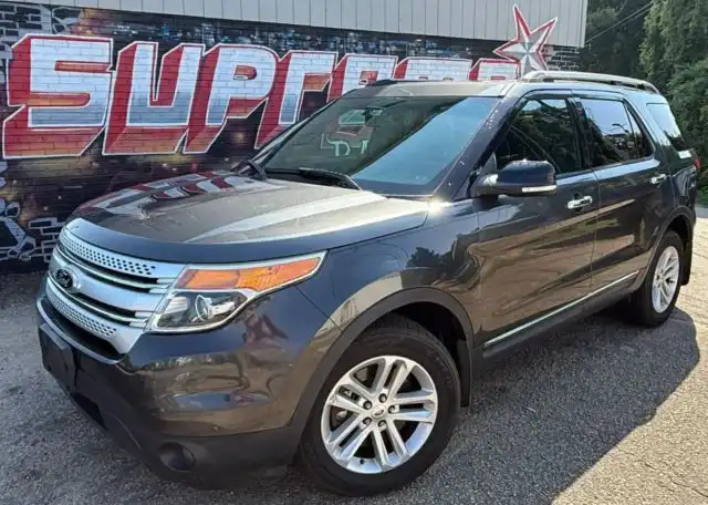 2015 Ford Explorer XLT 4x4's photo