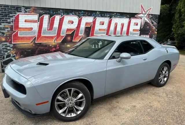 2021 Dodge Challenger SXT AWD Auto photo 1