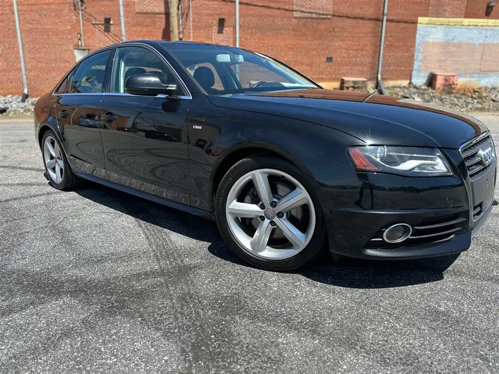 2012 Audi A4 2.0T quattro Manual Premium's photo