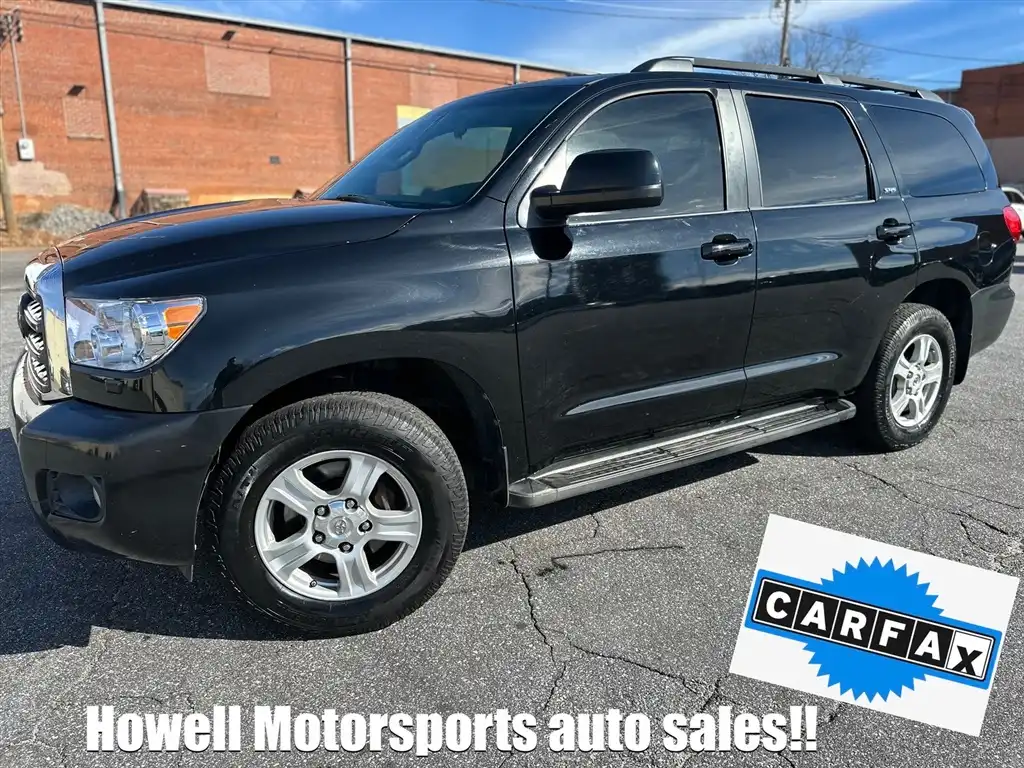 2011 Toyota Sequoia 5.7 Auto SR5's photo
