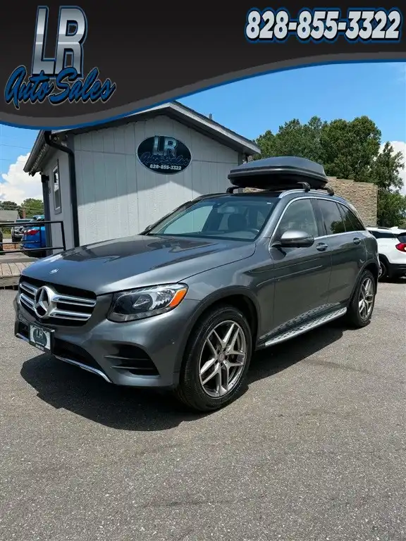 2016 Mercedes-Benz GLC GLC300's photo
