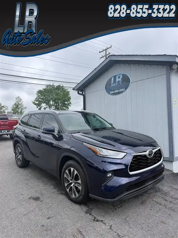 2020 Toyota Highlander XLE 4x2 V6's photo