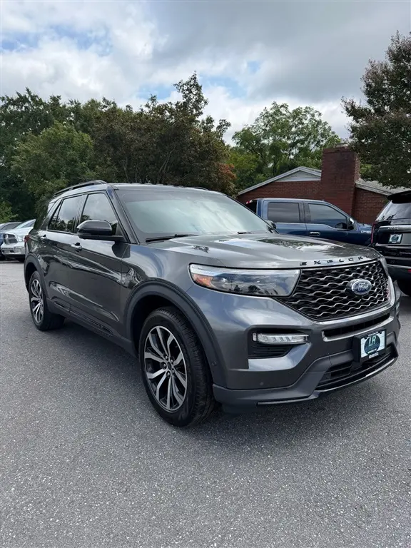 2020 Ford Explorer ST 4WD photo 3
