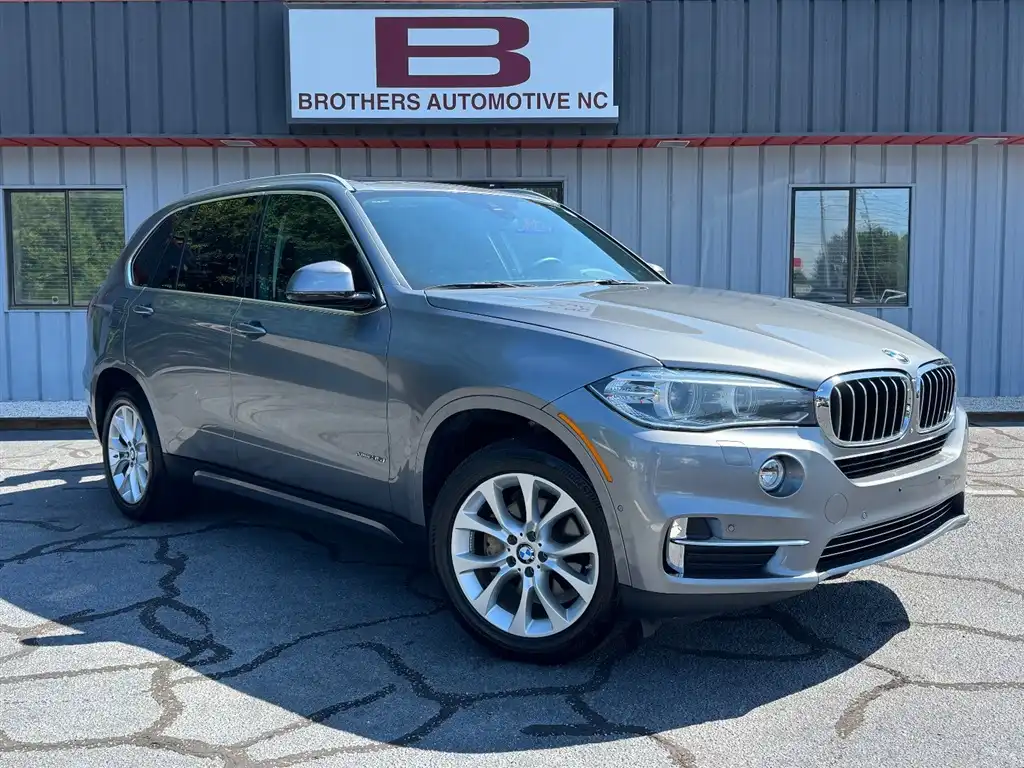 2015 BMW X5 xDrive35i Luxury Line's photo