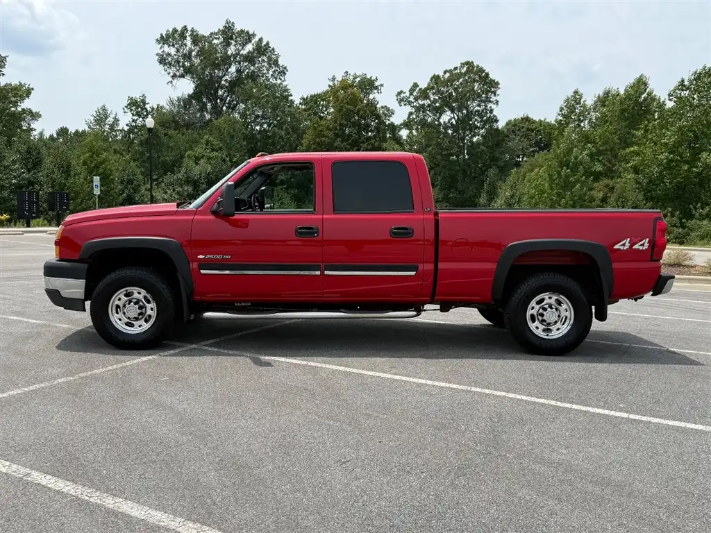 2007 Chevrolet Silverado HD LT3 4WD Crew Cab SWB's photo