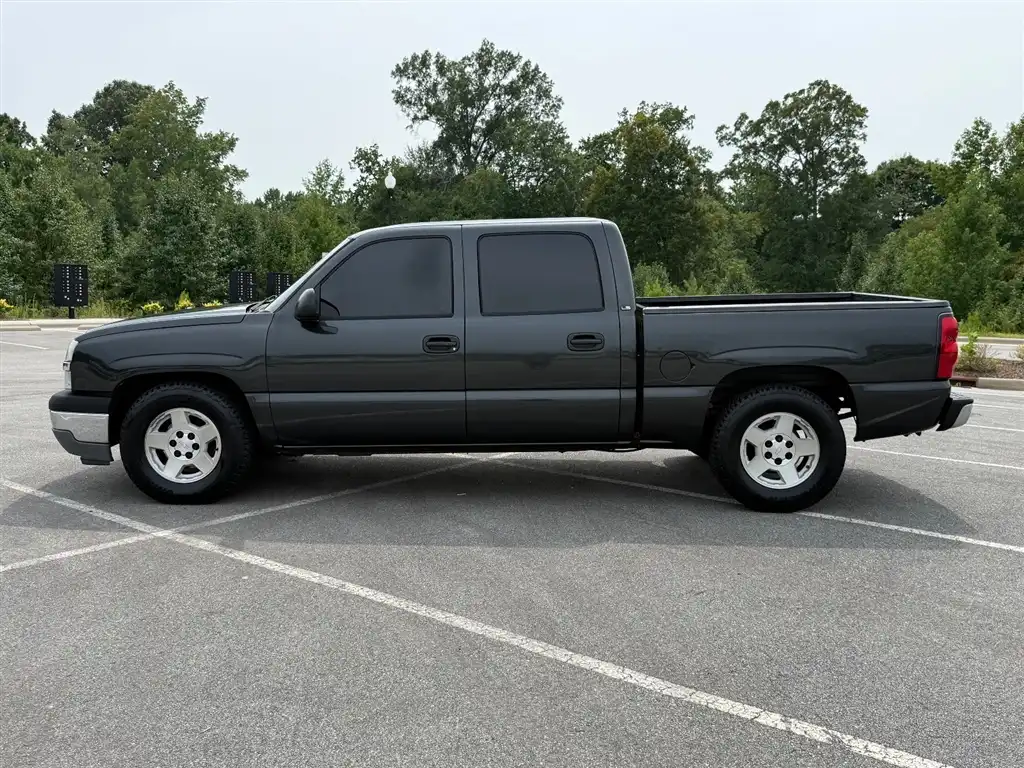 2005 Chevrolet Silverado 1500 LT Crew Cab's photo