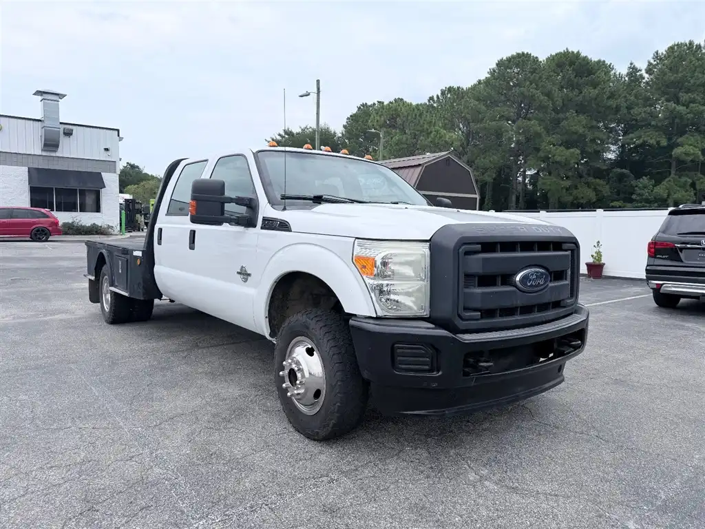 2012 Ford F-350 XL 4x4 Crew Cab 176-In DRW's photo