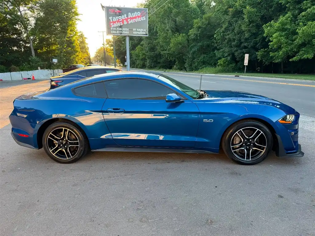 2018 Ford Mustang GT Coupe's photo