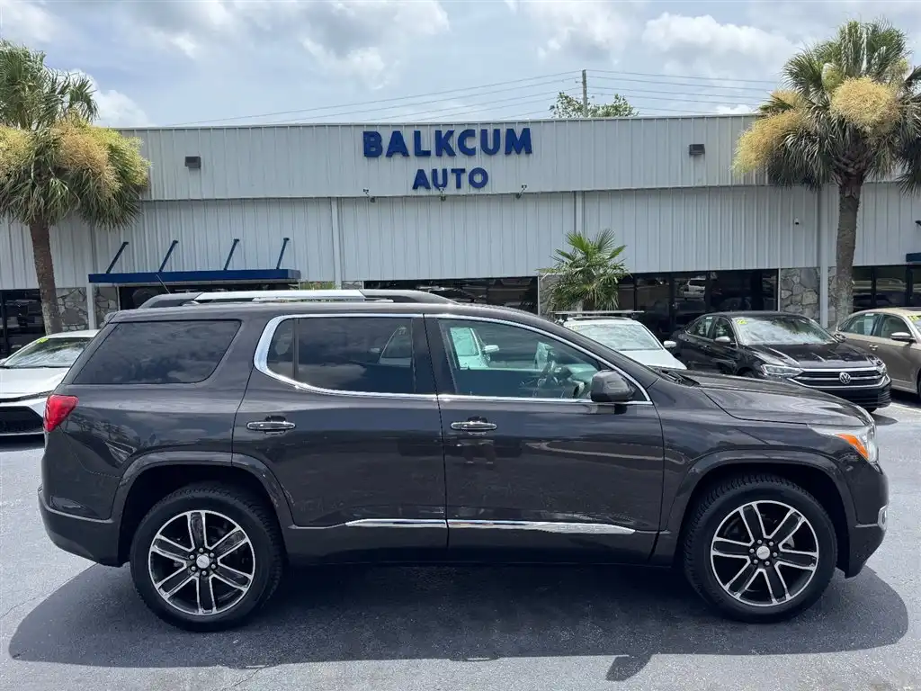 2017 GMC Acadia Denali FWD's photo