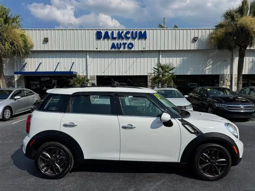 2011 MINI Countryman Countryman S's photo