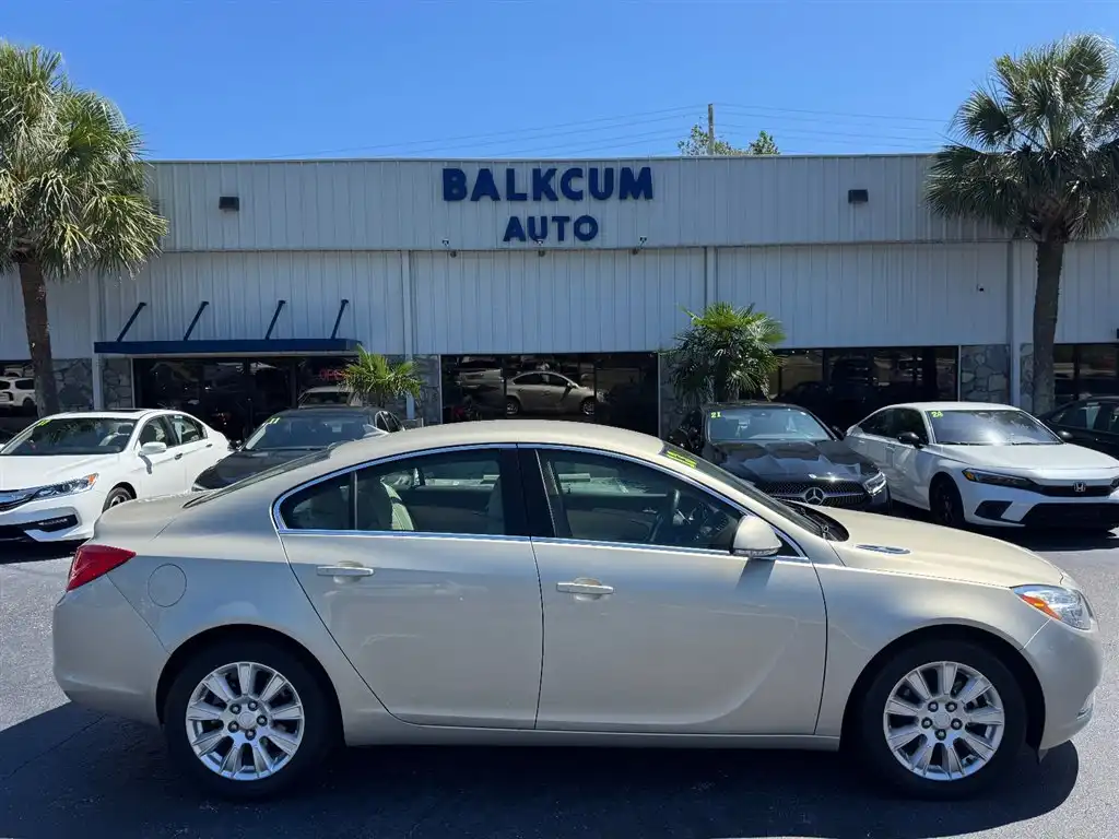 2013 Buick Regal Base's photo