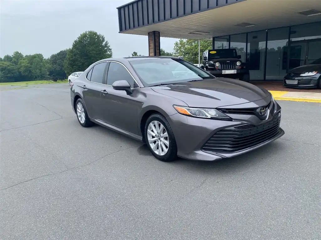 2018 Toyota Camry 2.5 Auto LE's photo