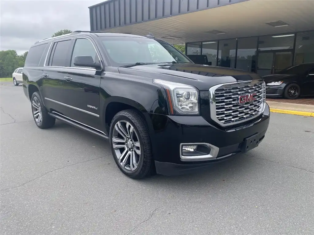 2018 GMC Yukon Denali AWD's photo