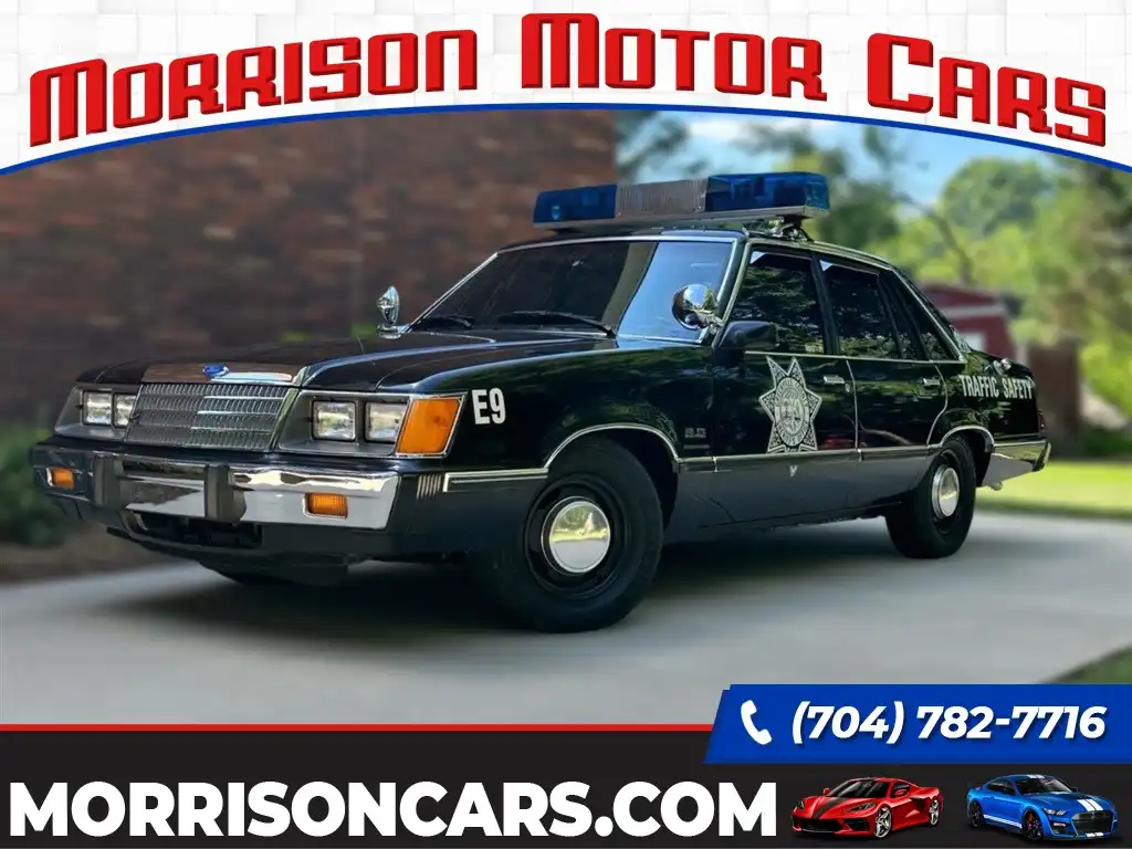 1984 Ford LTD's photo